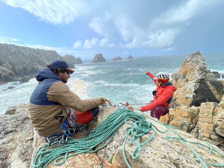 La corde tendue -voiles- escalade  -grandes voies 17